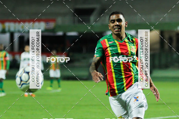 Buy your photos of the eventCampeonato Brasileiro - Sampaio Corr�a x Curitiba on Fotop