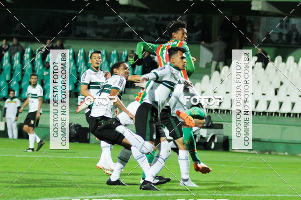 Buy your photos of the eventCampeonato Brasileiro - Sampaio Corr�a x Curitiba on Fotop