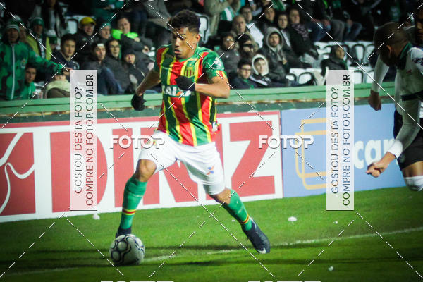 Buy your photos of the eventCampeonato Brasileiro - Sampaio Corr�a x Curitiba on Fotop