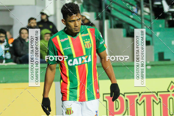 Buy your photos of the eventCampeonato Brasileiro - Sampaio Corr�a x Curitiba on Fotop