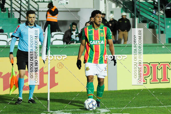 Buy your photos of the eventCampeonato Brasileiro - Sampaio Corr�a x Curitiba on Fotop