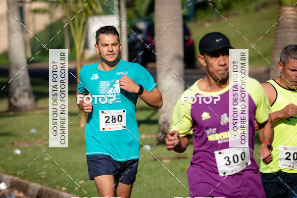 Compre suas fotos do evento13� Corrida Villas Para�so Criativa FM no Fotop