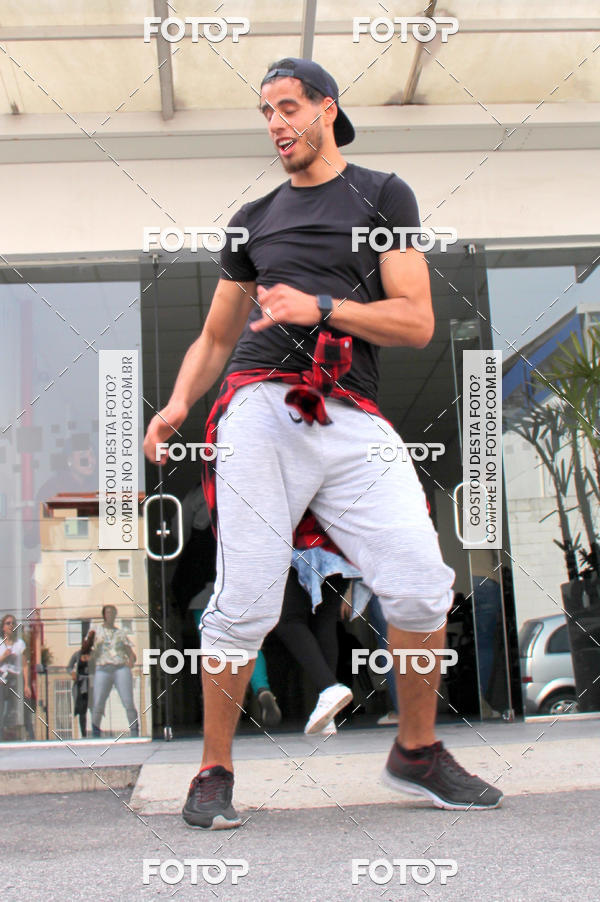 Buy your photos of the eventZUMBA ATENTO on Fotop