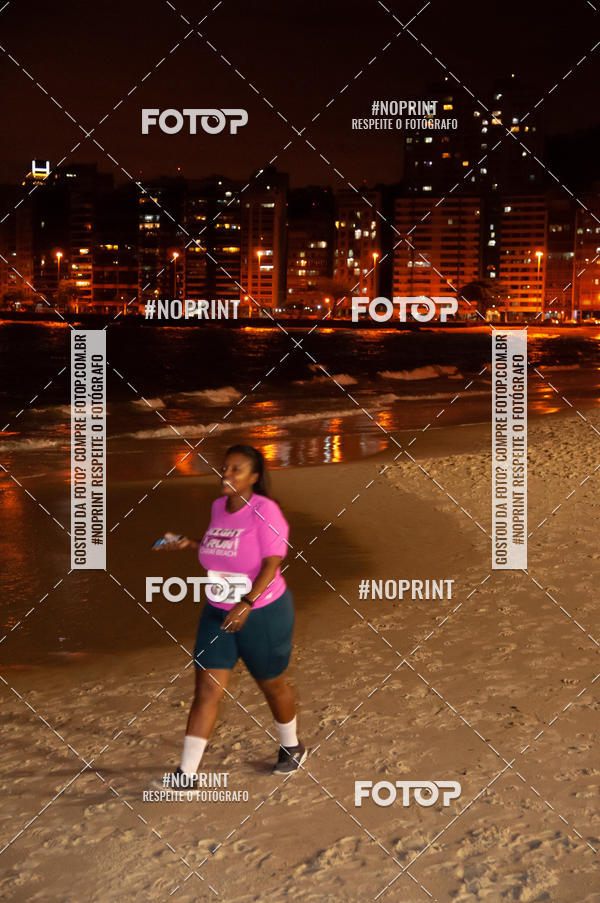 Buy your photos of the eventNIGHT RUN ICARA� BEACH - 6� EDI��O - NITER�I RJ on Fotop