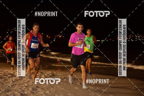 Buy your photos of the eventNIGHT RUN ICARA� BEACH - 6� EDI��O - NITER�I RJ on Fotop