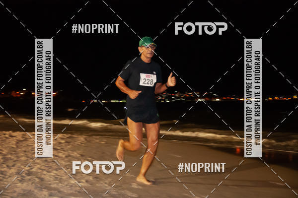 Buy your photos of the eventNIGHT RUN ICARA� BEACH - 6� EDI��O - NITER�I RJ on Fotop