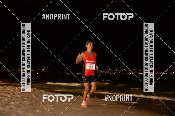 Buy your photos of the eventNIGHT RUN ICARA� BEACH - 6� EDI��O - NITER�I RJ on Fotop