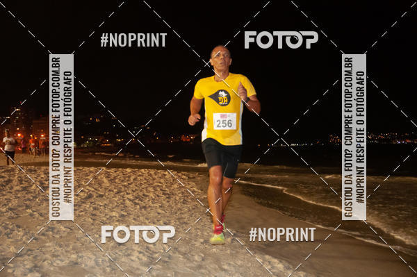 Buy your photos of the eventNIGHT RUN ICARA� BEACH - 6� EDI��O - NITER�I RJ on Fotop