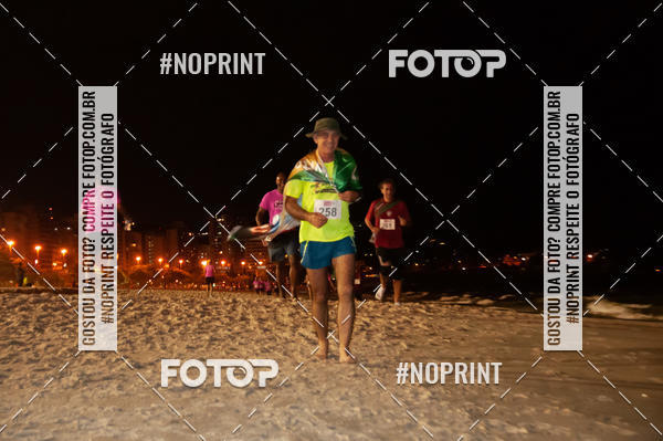 Buy your photos of the eventNIGHT RUN ICARA� BEACH - 6� EDI��O - NITER�I RJ on Fotop