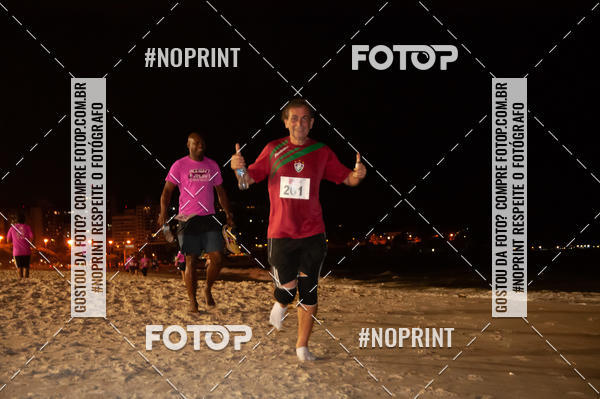 Buy your photos of the eventNIGHT RUN ICARA� BEACH - 6� EDI��O - NITER�I RJ on Fotop