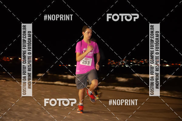 Buy your photos of the eventNIGHT RUN ICARA� BEACH - 6� EDI��O - NITER�I RJ on Fotop