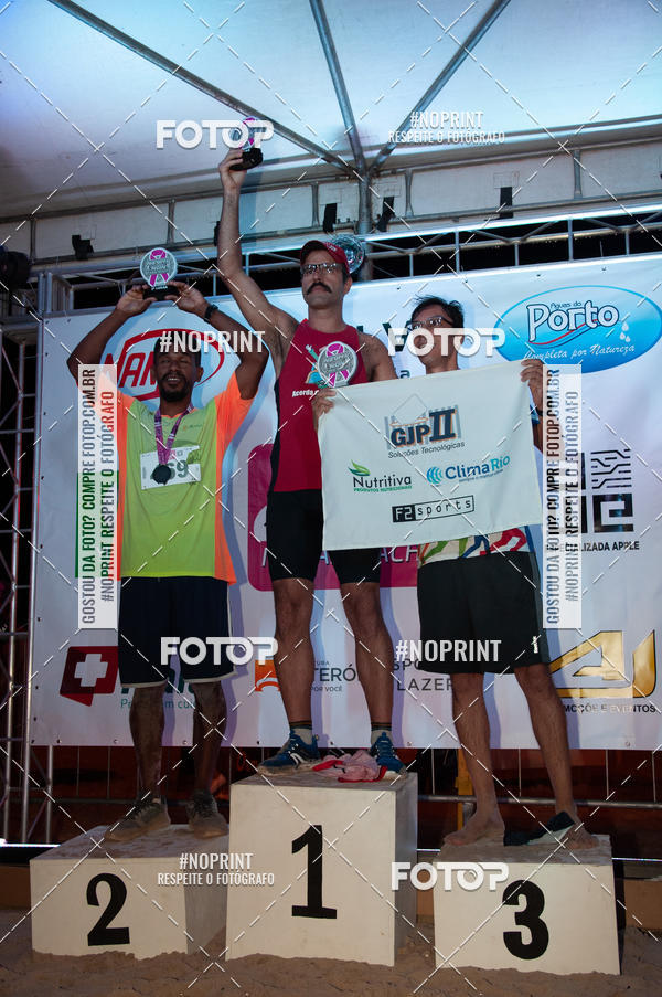 Buy your photos of the eventNIGHT RUN ICARA� BEACH - 6� EDI��O - NITER�I RJ on Fotop