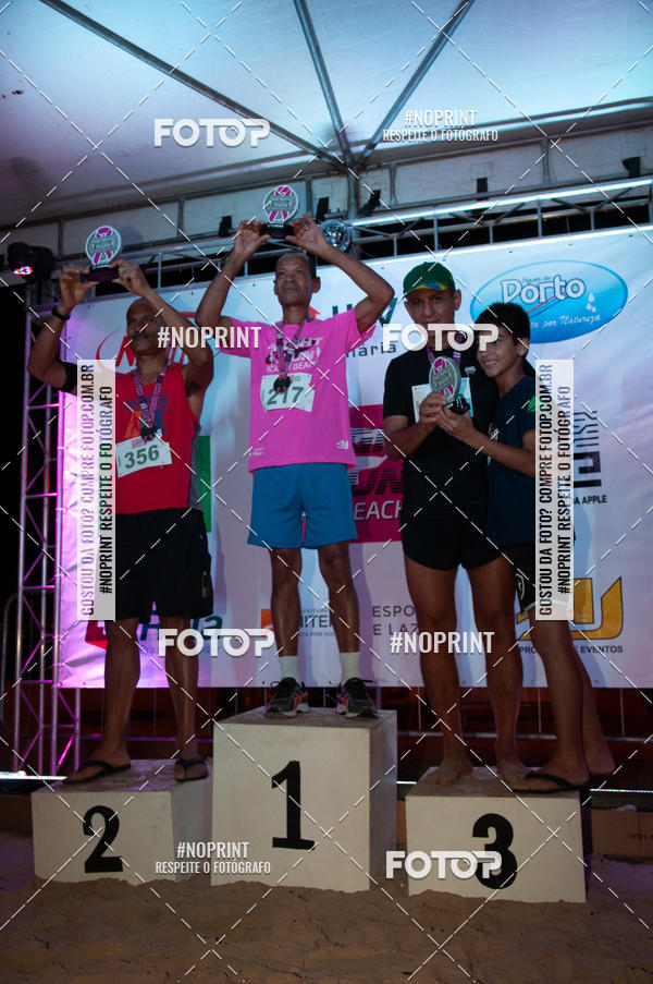 Buy your photos of the eventNIGHT RUN ICARA� BEACH - 6� EDI��O - NITER�I RJ on Fotop