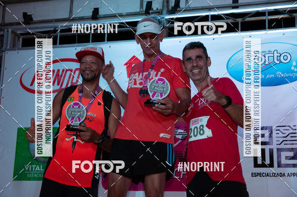 Buy your photos of the eventNIGHT RUN ICARA� BEACH - 6� EDI��O - NITER�I RJ on Fotop