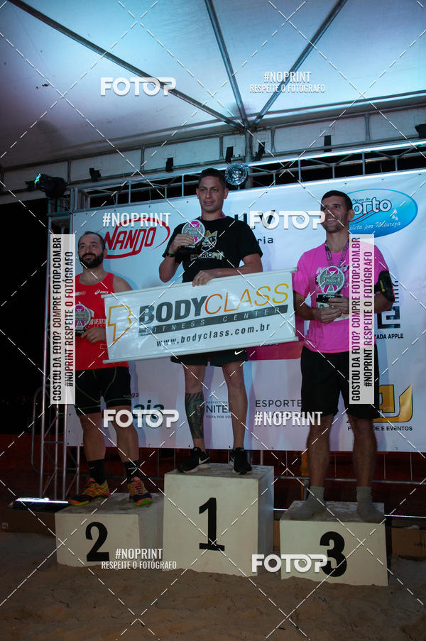 Buy your photos of the eventNIGHT RUN ICARA� BEACH - 6� EDI��O - NITER�I RJ on Fotop