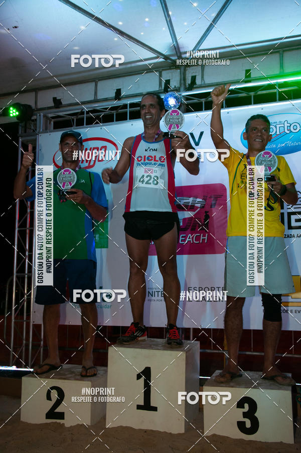 Buy your photos of the eventNIGHT RUN ICARA� BEACH - 6� EDI��O - NITER�I RJ on Fotop