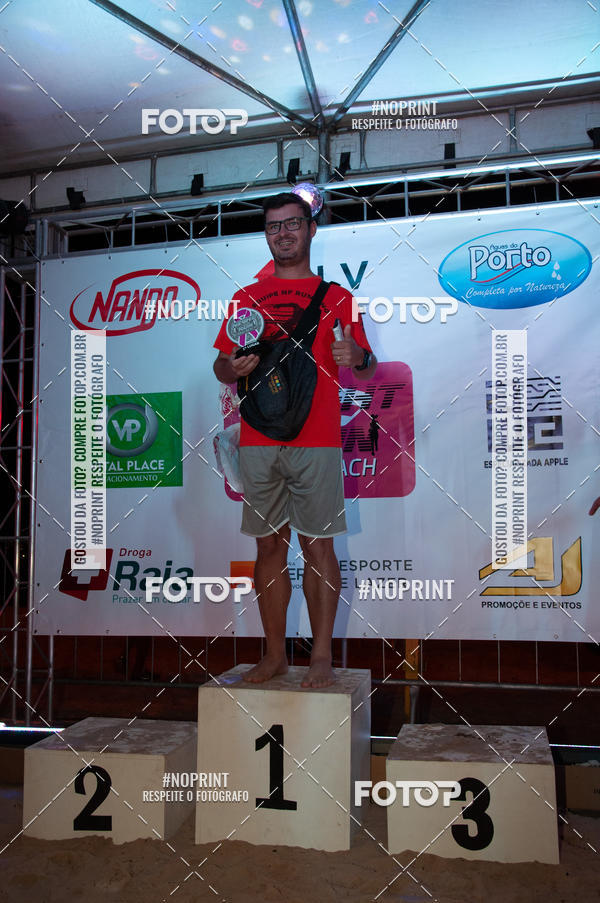 Buy your photos of the eventNIGHT RUN ICARA� BEACH - 6� EDI��O - NITER�I RJ on Fotop