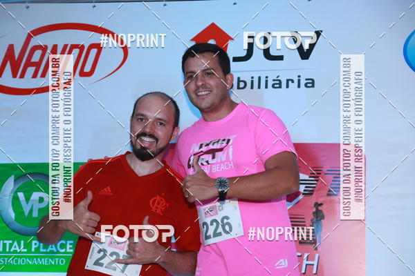 Acquista le foto dell'eventoNIGHT RUN ICARA� BEACH - 6� EDI��O - NITER�I RJ in Fotop