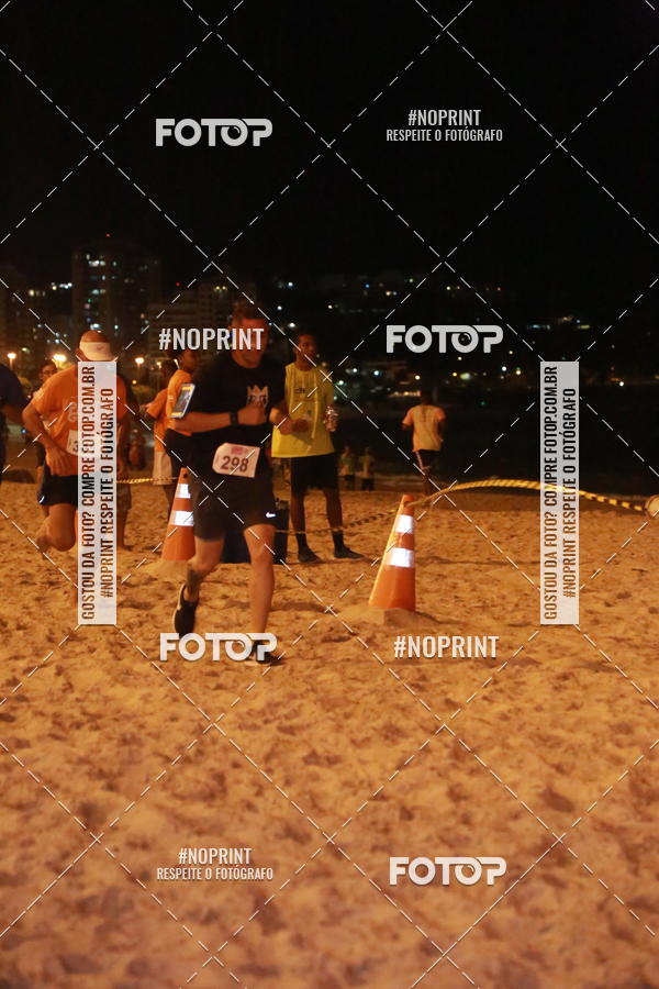 Buy your photos of the eventNIGHT RUN ICARA� BEACH - 6� EDI��O - NITER�I RJ on Fotop