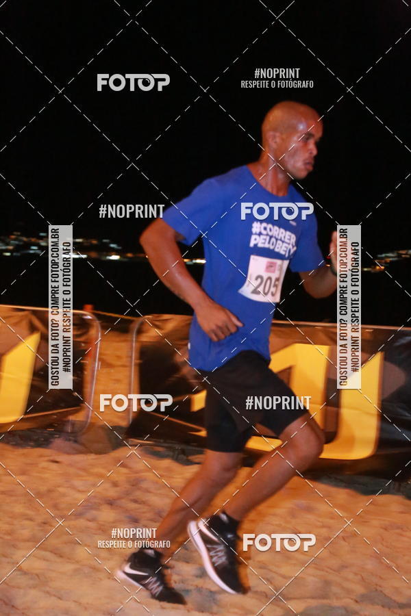 Buy your photos of the eventNIGHT RUN ICARA� BEACH - 6� EDI��O - NITER�I RJ on Fotop