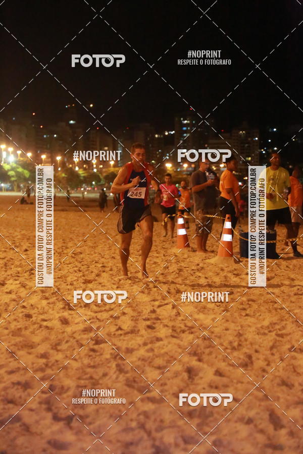 Buy your photos of the eventNIGHT RUN ICARA� BEACH - 6� EDI��O - NITER�I RJ on Fotop