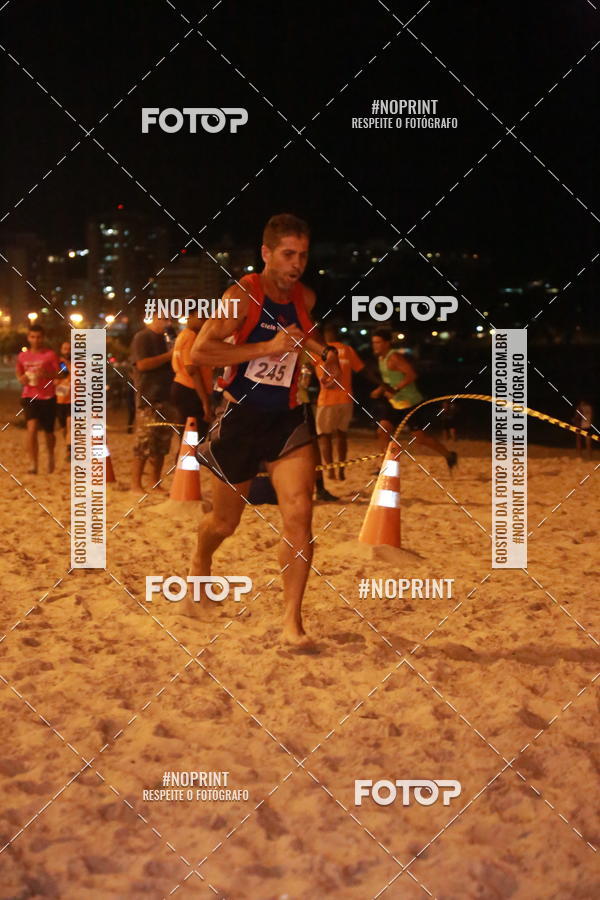 Buy your photos of the eventNIGHT RUN ICARA� BEACH - 6� EDI��O - NITER�I RJ on Fotop