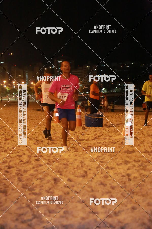 Buy your photos of the eventNIGHT RUN ICARA� BEACH - 6� EDI��O - NITER�I RJ on Fotop