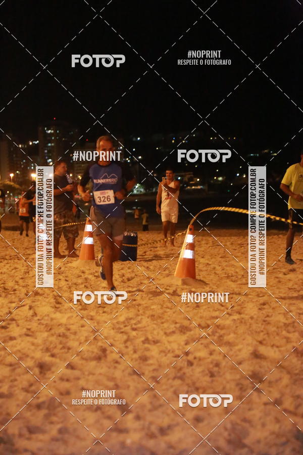 Buy your photos of the eventNIGHT RUN ICARA� BEACH - 6� EDI��O - NITER�I RJ on Fotop