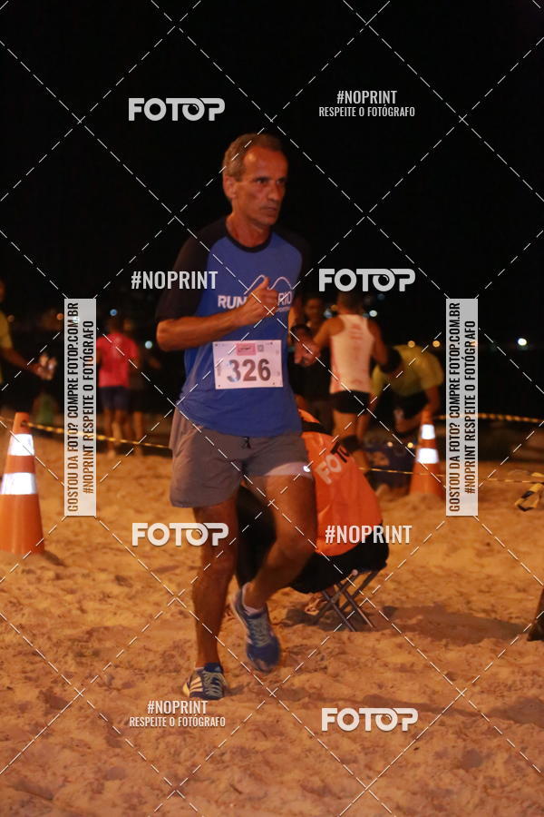 Buy your photos of the eventNIGHT RUN ICARA� BEACH - 6� EDI��O - NITER�I RJ on Fotop