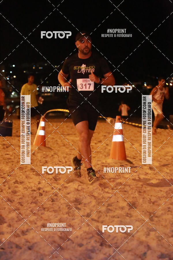Buy your photos of the eventNIGHT RUN ICARA� BEACH - 6� EDI��O - NITER�I RJ on Fotop