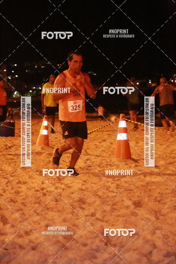 Buy your photos of the eventNIGHT RUN ICARA� BEACH - 6� EDI��O - NITER�I RJ on Fotop