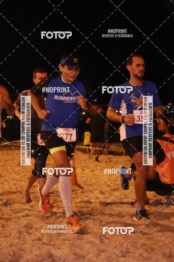 Buy your photos of the eventNIGHT RUN ICARA� BEACH - 6� EDI��O - NITER�I RJ on Fotop