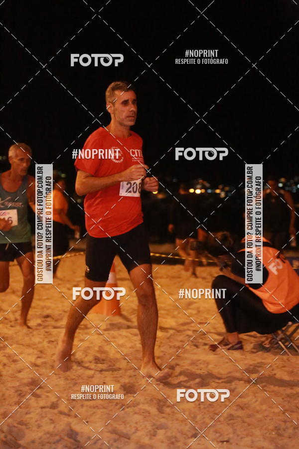 Buy your photos of the eventNIGHT RUN ICARA� BEACH - 6� EDI��O - NITER�I RJ on Fotop