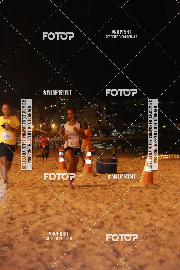 Buy your photos of the eventNIGHT RUN ICARA� BEACH - 6� EDI��O - NITER�I RJ on Fotop