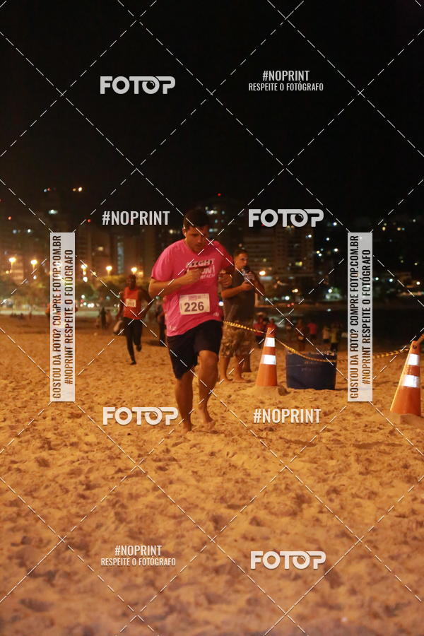 Buy your photos of the eventNIGHT RUN ICARA� BEACH - 6� EDI��O - NITER�I RJ on Fotop