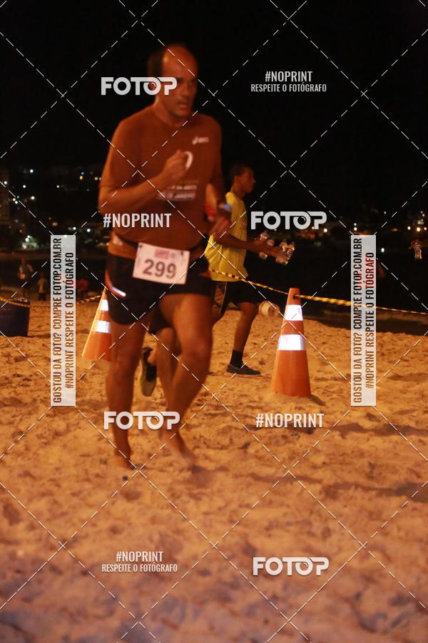 Buy your photos of the eventNIGHT RUN ICARA� BEACH - 6� EDI��O - NITER�I RJ on Fotop