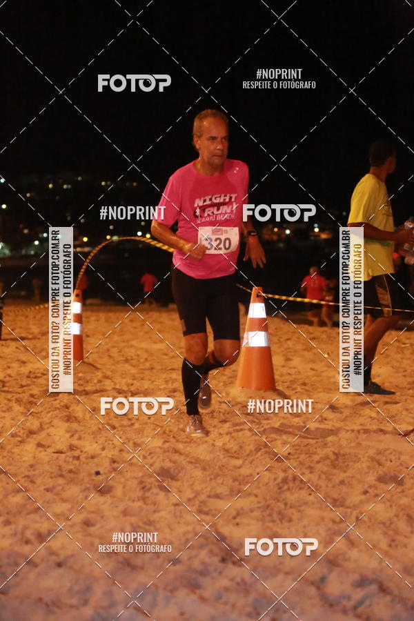 Achetez vos photos de l'�v�nementNIGHT RUN ICARA� BEACH - 6� EDI��O - NITER�I RJ sur Fotop