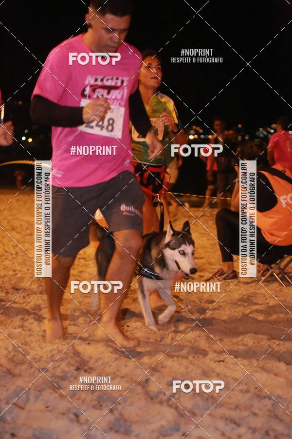 Achetez vos photos de l'�v�nementNIGHT RUN ICARA� BEACH - 6� EDI��O - NITER�I RJ sur Fotop