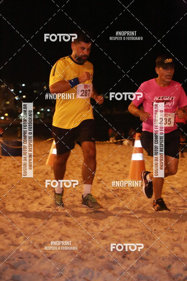 Buy your photos of the eventNIGHT RUN ICARA� BEACH - 6� EDI��O - NITER�I RJ on Fotop