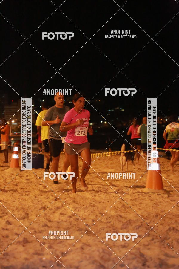 Buy your photos of the eventNIGHT RUN ICARA� BEACH - 6� EDI��O - NITER�I RJ on Fotop