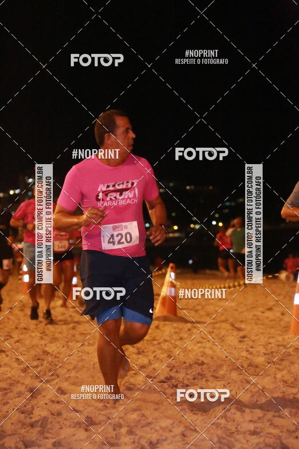 Buy your photos of the eventNIGHT RUN ICARA� BEACH - 6� EDI��O - NITER�I RJ on Fotop