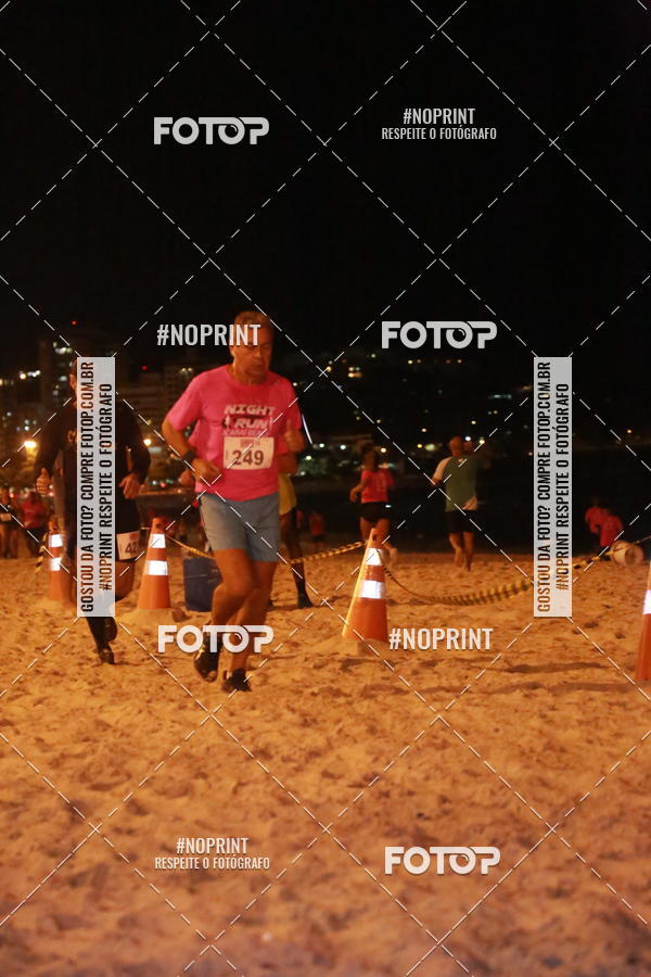 Buy your photos of the eventNIGHT RUN ICARA� BEACH - 6� EDI��O - NITER�I RJ on Fotop