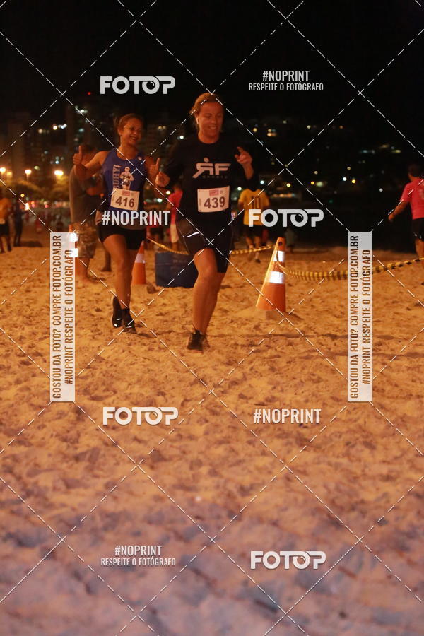 Buy your photos of the eventNIGHT RUN ICARA� BEACH - 6� EDI��O - NITER�I RJ on Fotop