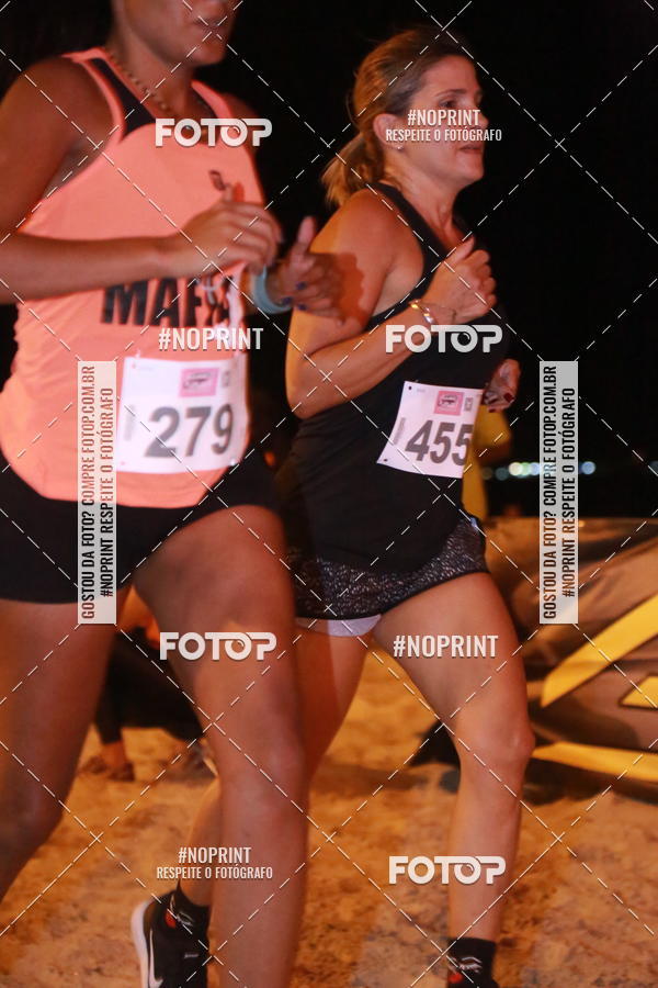 Compra tus fotos del eventoNIGHT RUN ICARA� BEACH - 6� EDI��O - NITER�I RJ En Fotop