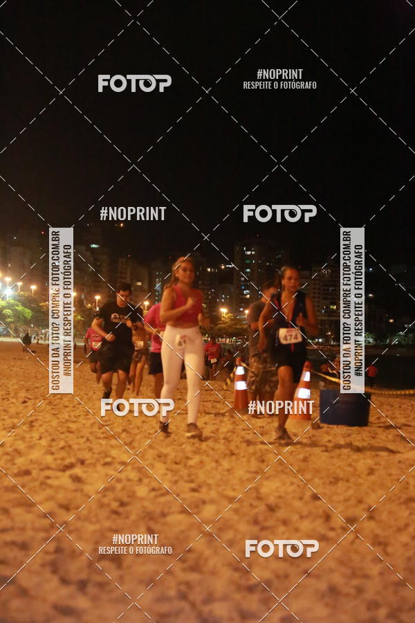 Buy your photos of the eventNIGHT RUN ICARA� BEACH - 6� EDI��O - NITER�I RJ on Fotop