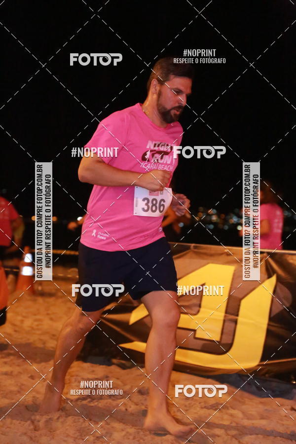 Buy your photos of the eventNIGHT RUN ICARA� BEACH - 6� EDI��O - NITER�I RJ on Fotop