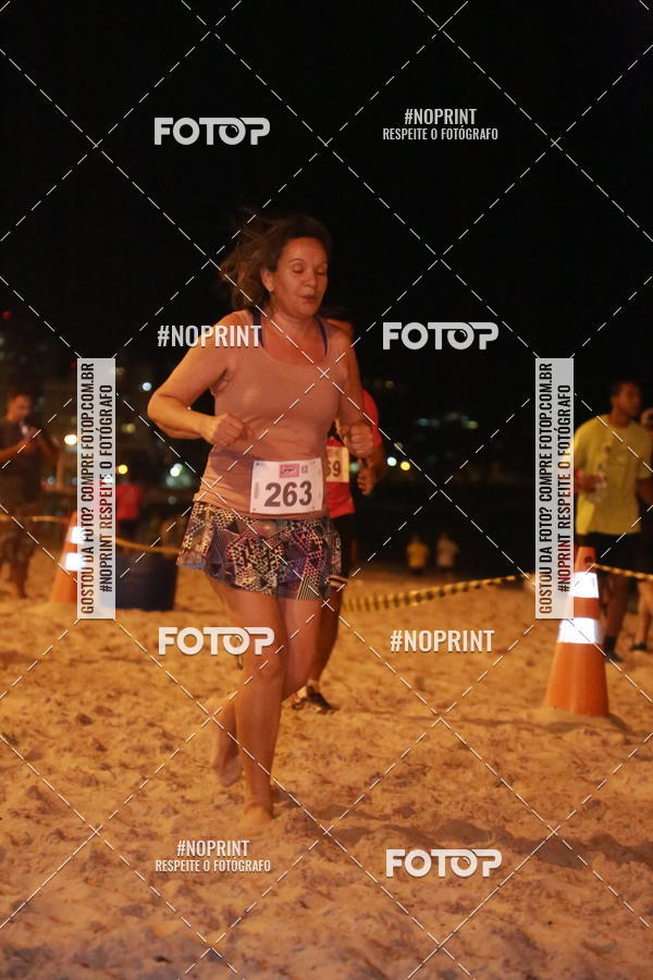 Buy your photos of the eventNIGHT RUN ICARA� BEACH - 6� EDI��O - NITER�I RJ on Fotop