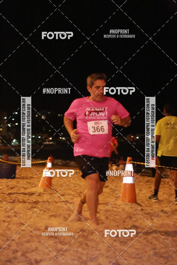 Buy your photos of the eventNIGHT RUN ICARA� BEACH - 6� EDI��O - NITER�I RJ on Fotop