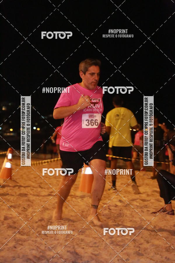 Buy your photos of the eventNIGHT RUN ICARA� BEACH - 6� EDI��O - NITER�I RJ on Fotop