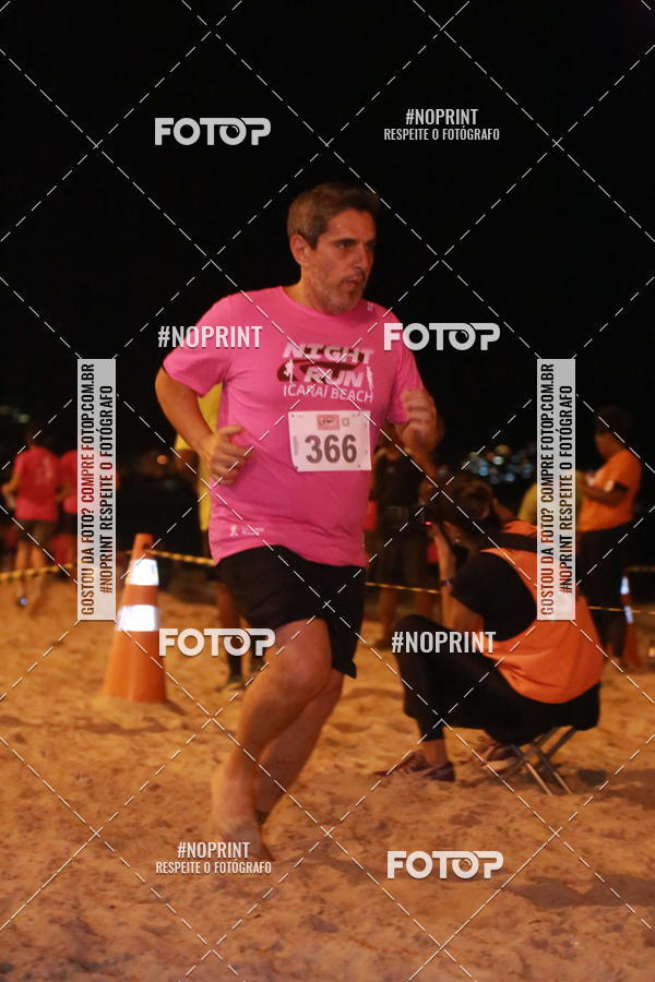 Buy your photos of the eventNIGHT RUN ICARA� BEACH - 6� EDI��O - NITER�I RJ on Fotop